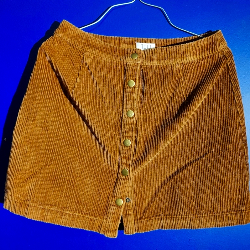 Tobi Corduroy Mini Skirt in Brown
